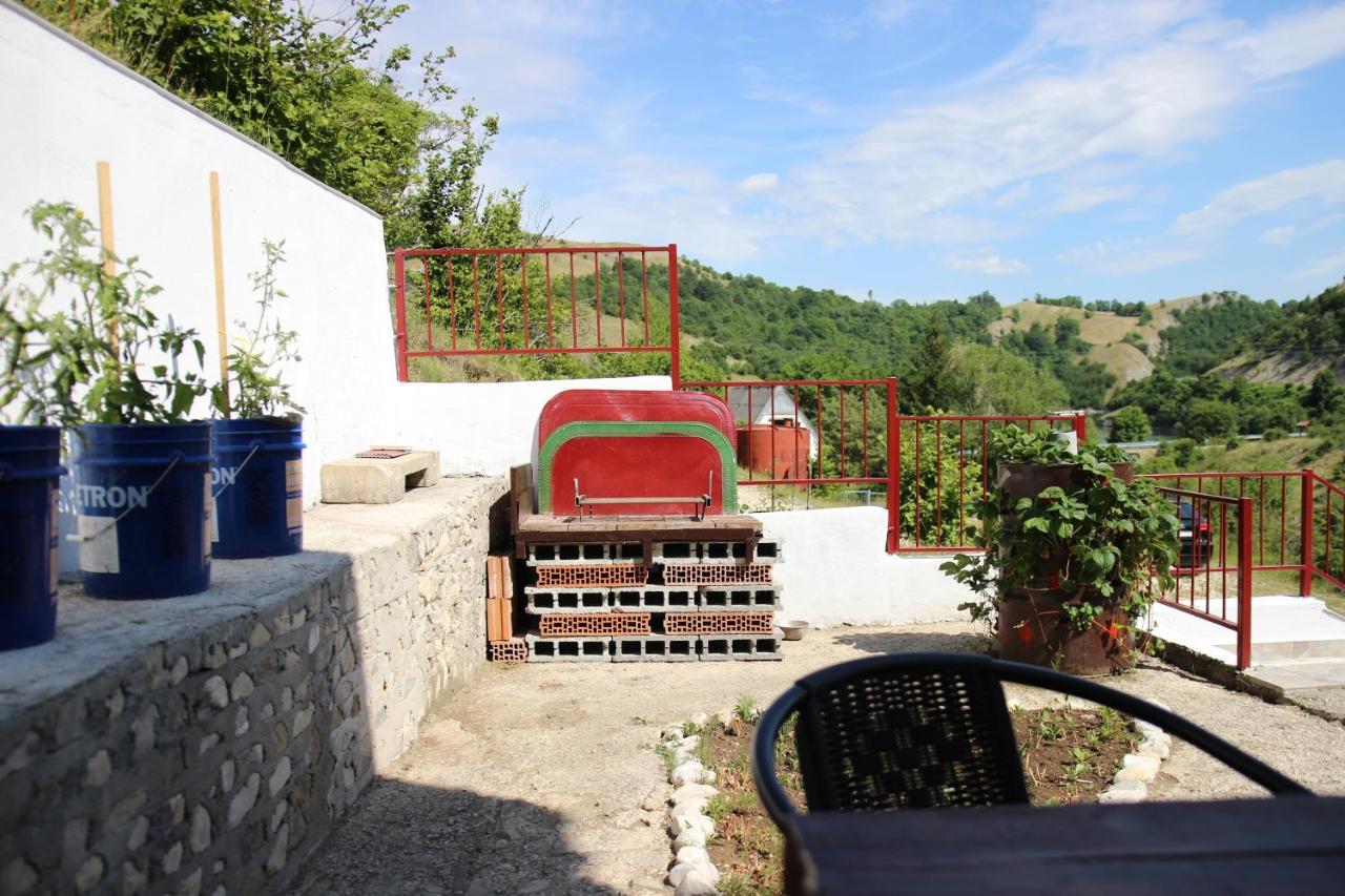 Vila Vikendica "Oaza Mira" Gacko Exteriér fotografie