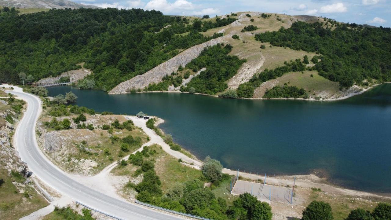 Vila Vikendica "Oaza Mira" Gacko Exteriér fotografie
