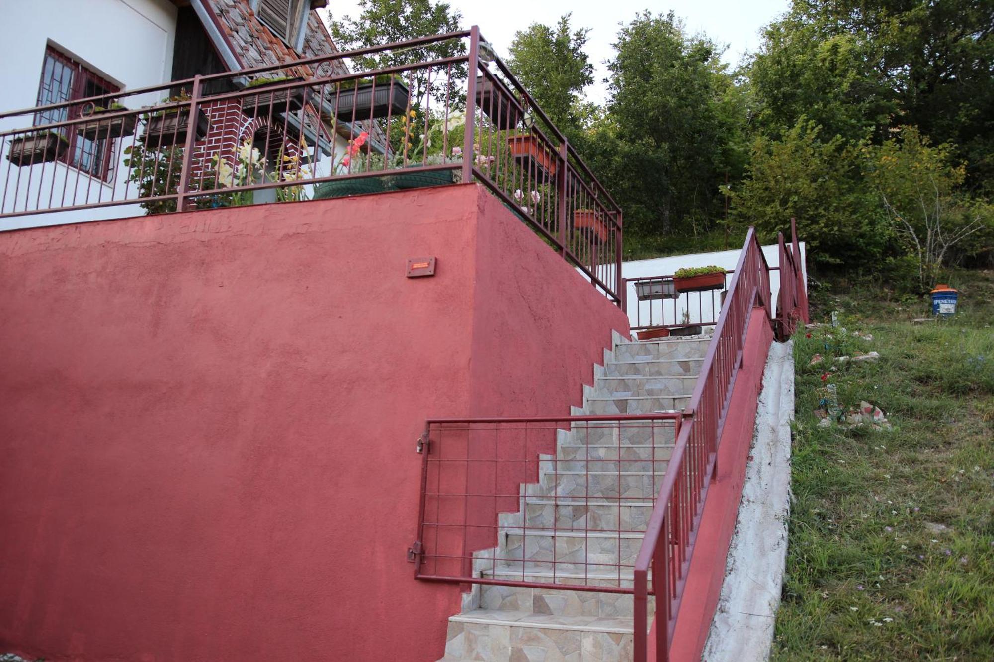 Vila Vikendica "Oaza Mira" Gacko Exteriér fotografie